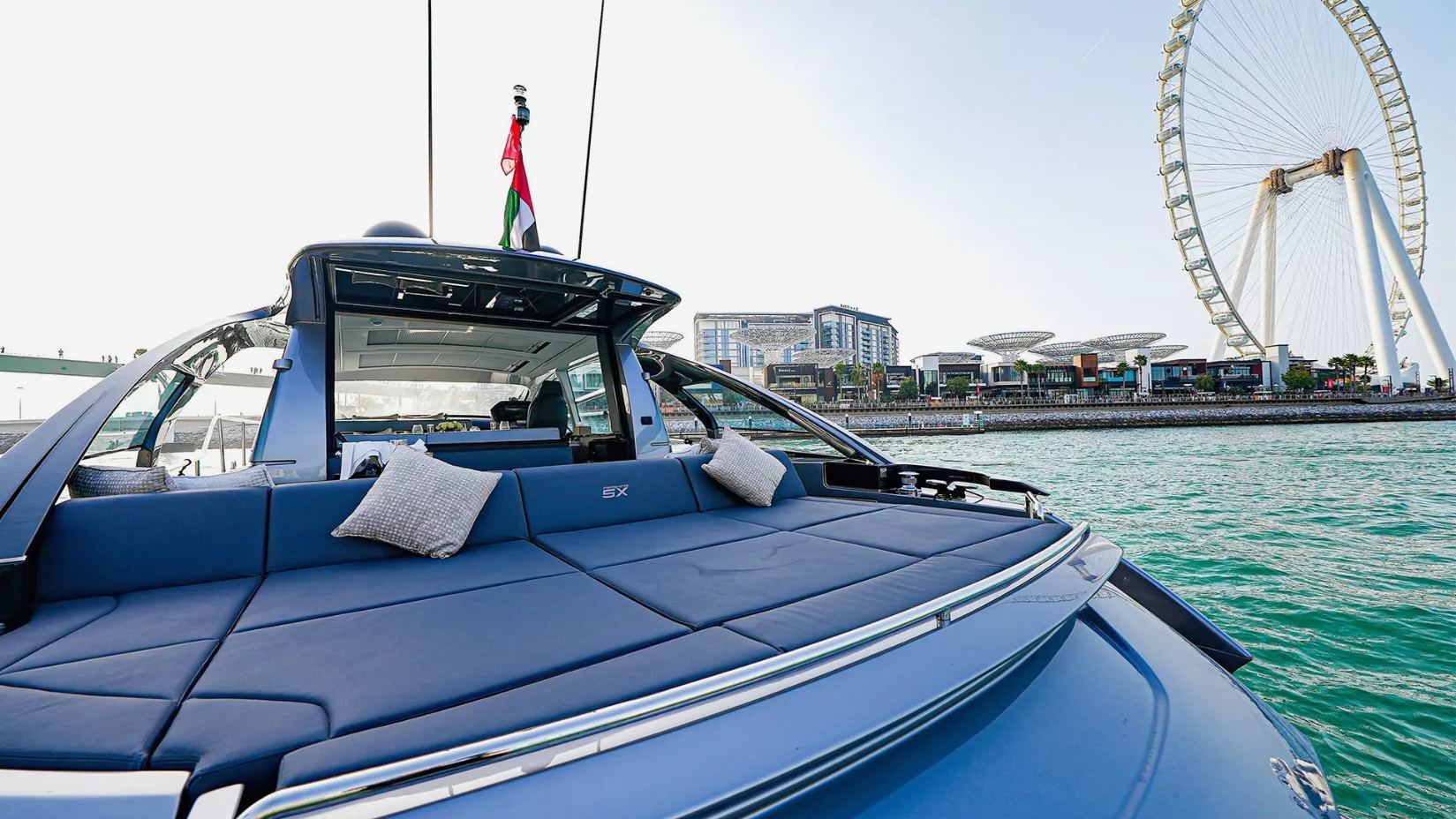 Pershing 5X Shark Grey — photo 12