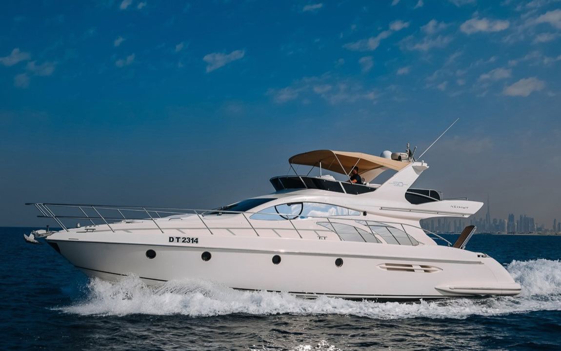 Yacht Azimut Candy