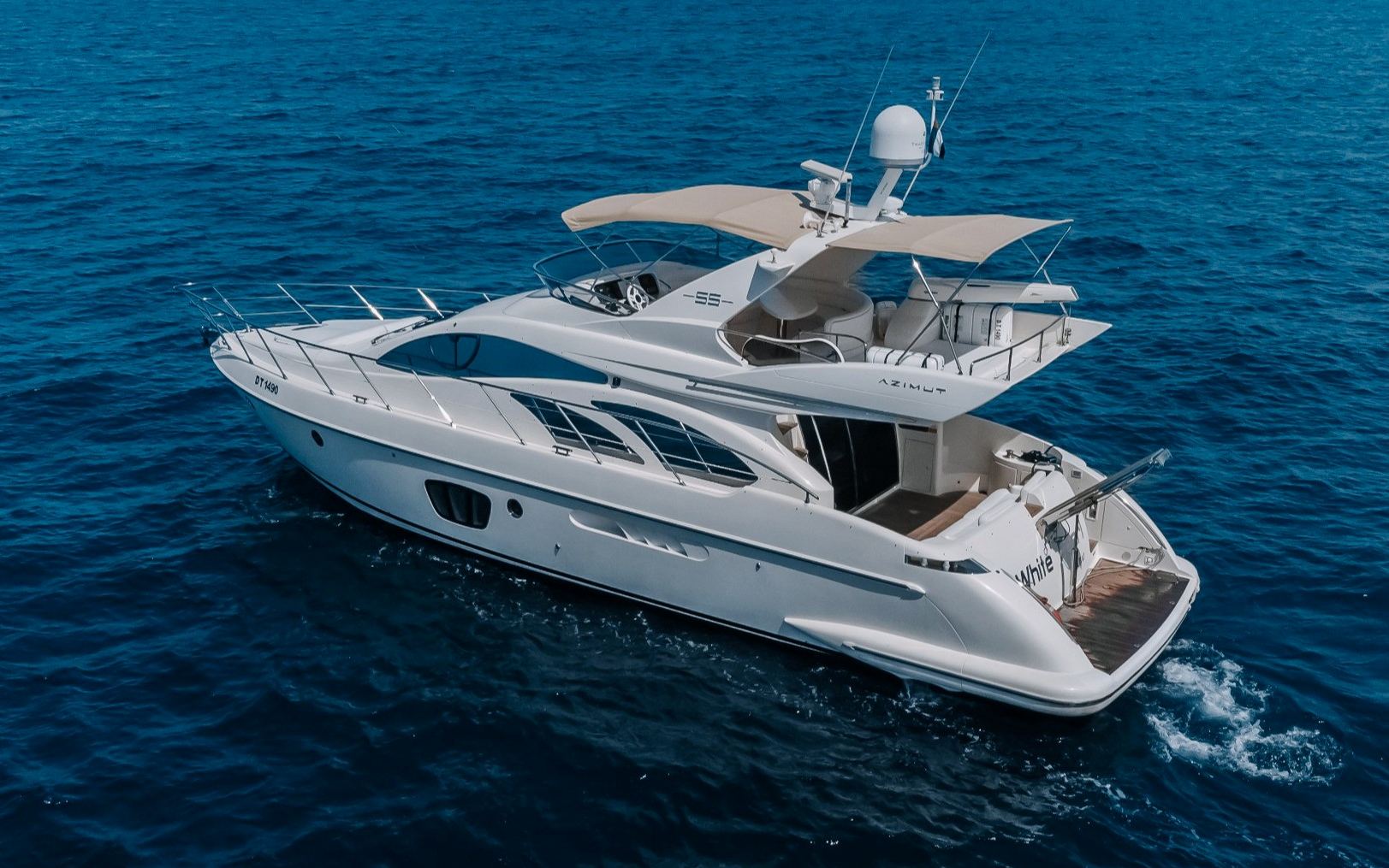 Yacht Azimut White Pearl