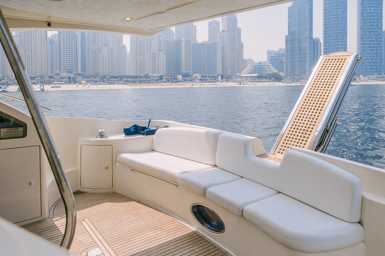 Azimut Monica — photo 5