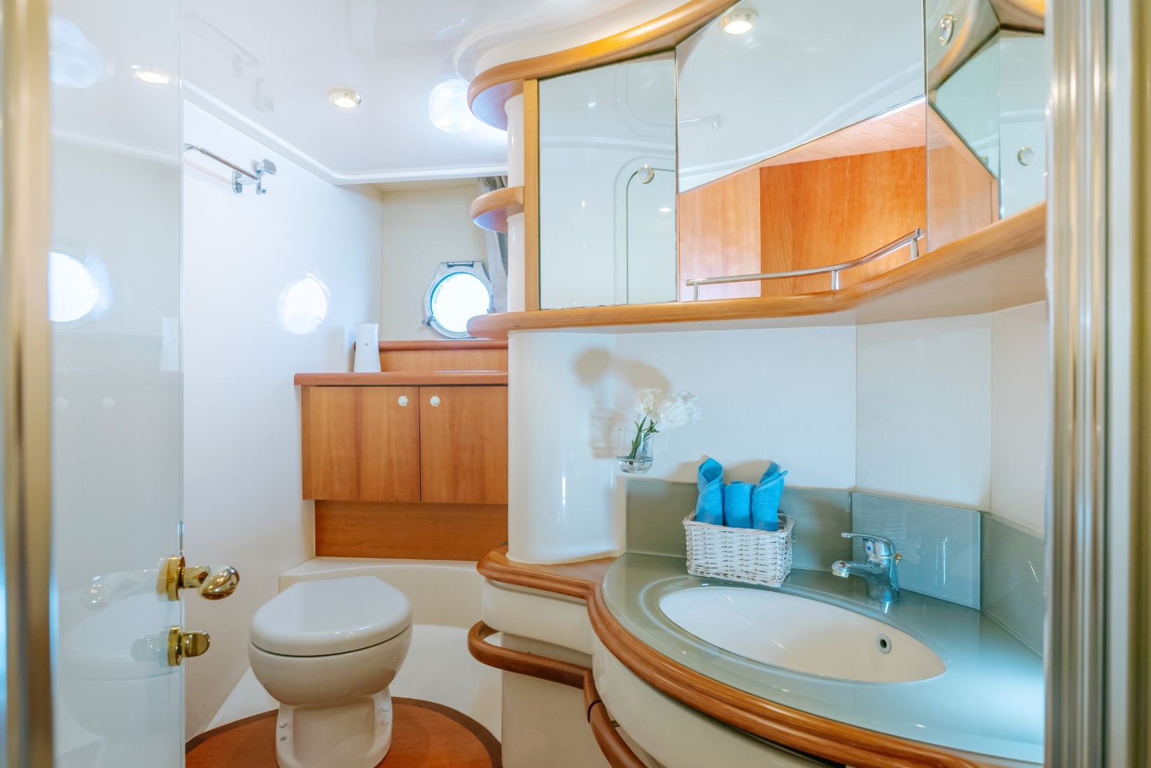 Azimut White Pearl — photo 4