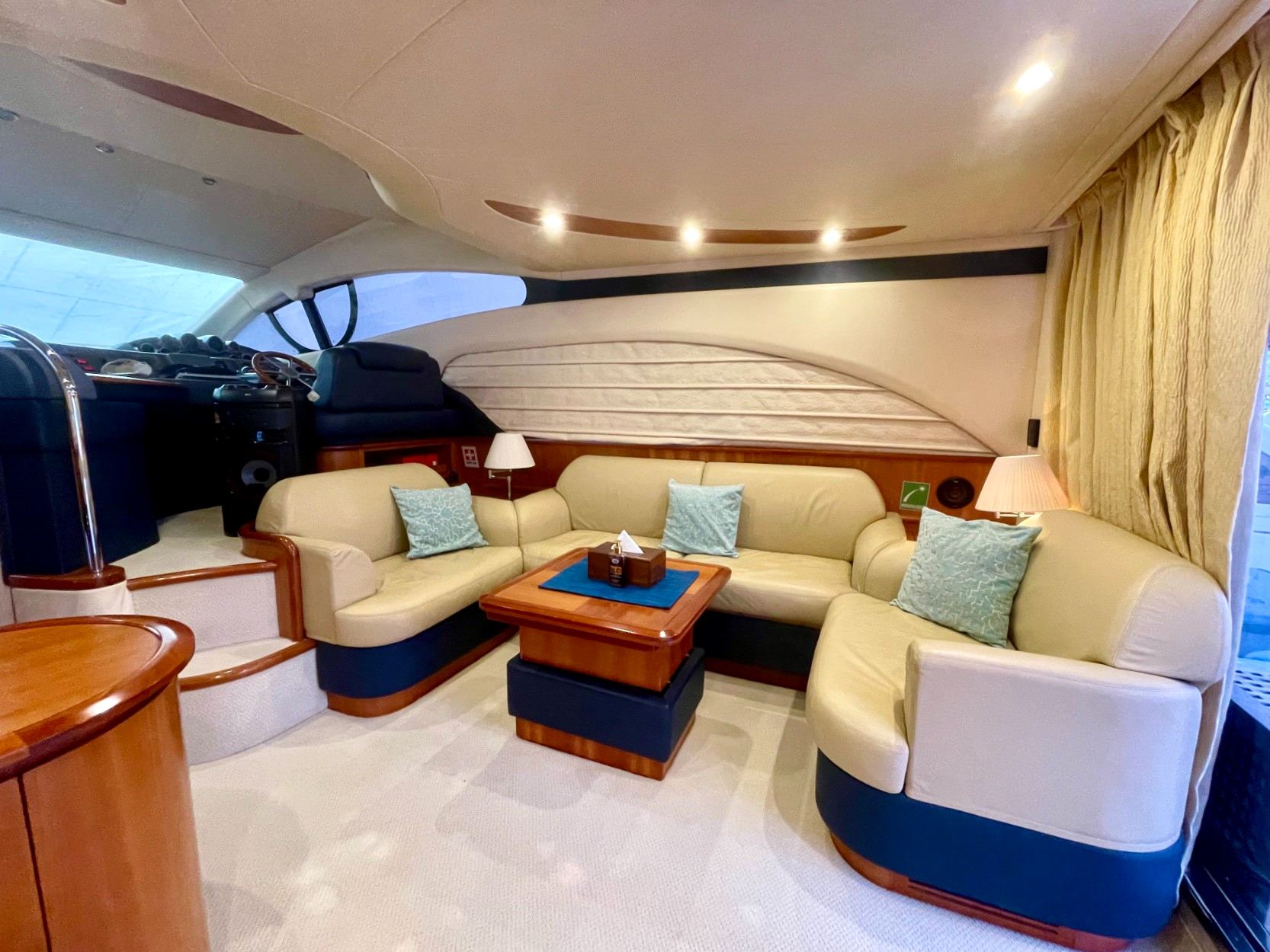 Azimut Grand Crew — photo 7