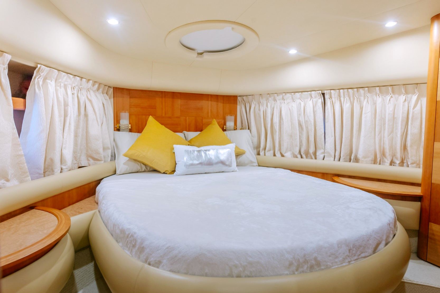 Azimut White Pearl — photo 3