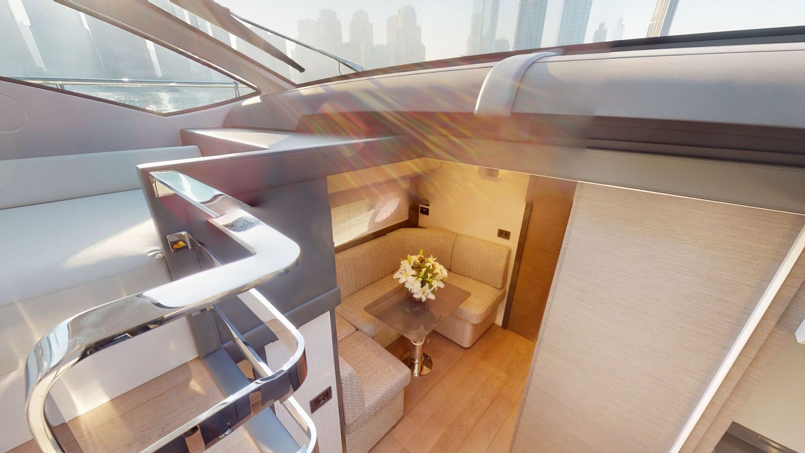 Pershing 5X Pearl White — photo 14