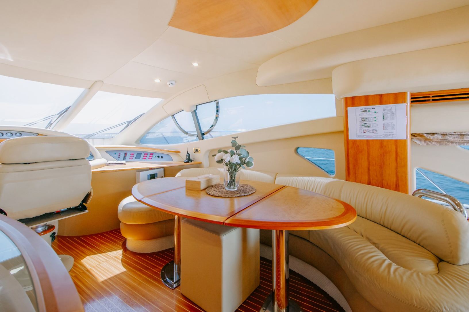 Azimut White Pearl — photo 7