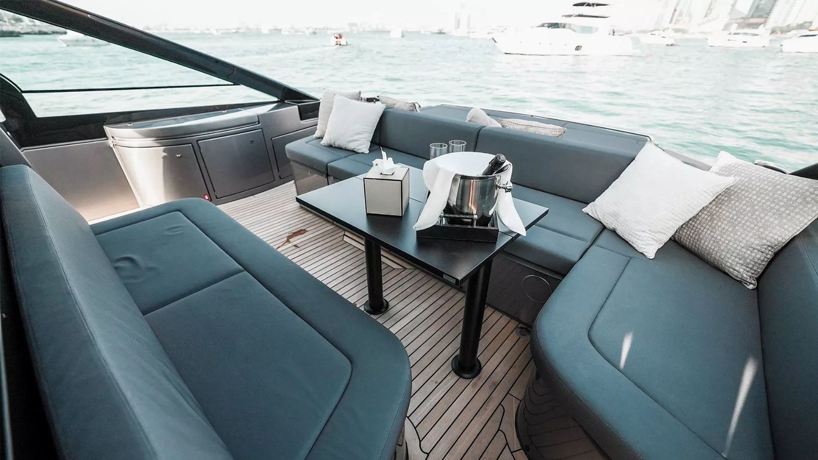 Pershing 5X Shark Grey — photo 7