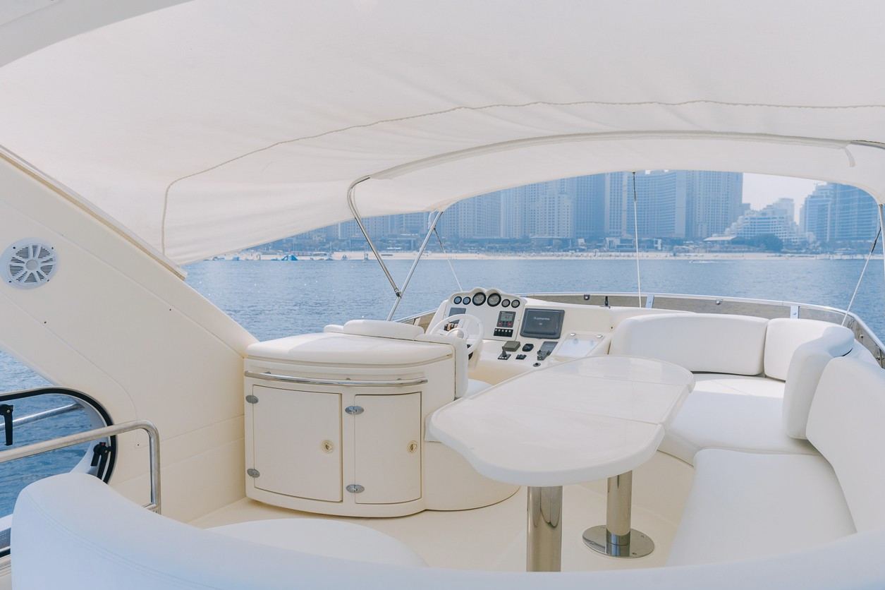 Azimut Monica — photo 7